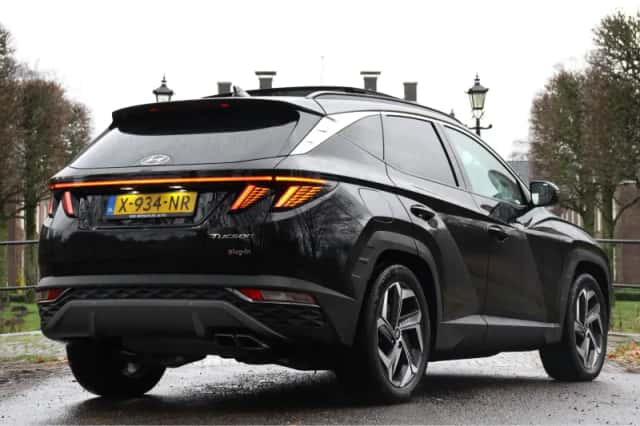 Hyundai Tucson (2024) thumbnail 3