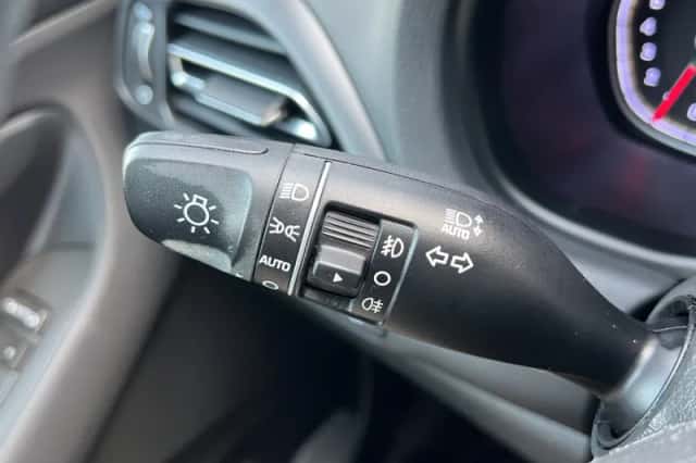 Hyundai i30 (2023) thumbnail 16
