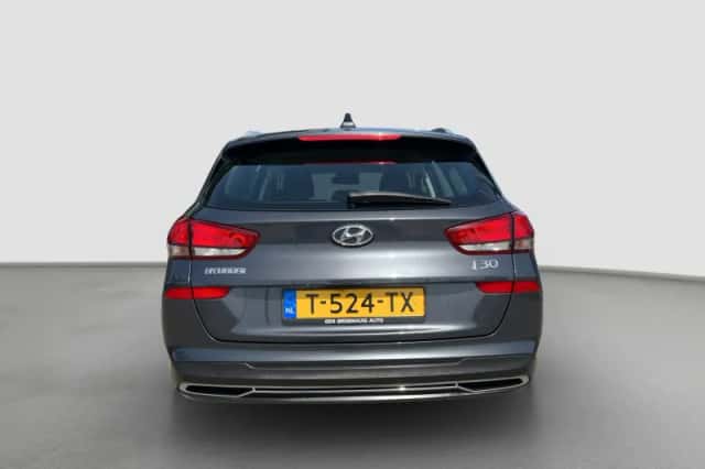 Hyundai i30 (2023) thumbnail 8