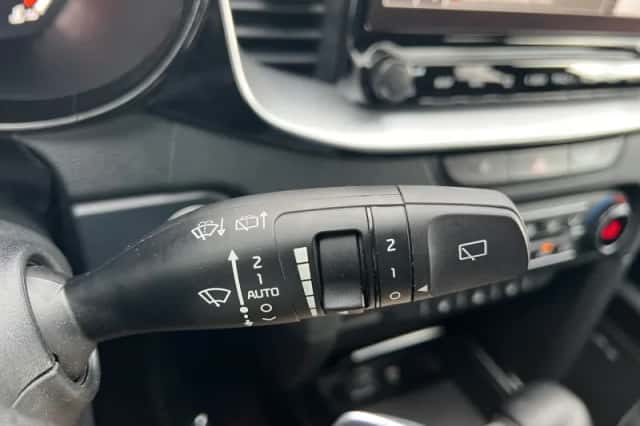 Kia Proceed (2021) thumbnail 21