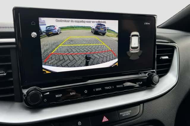 Kia Proceed (2021) thumbnail 23