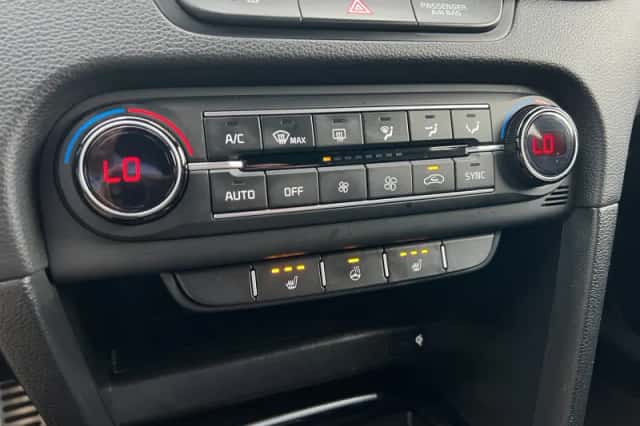 Kia Proceed (2021) thumbnail 25