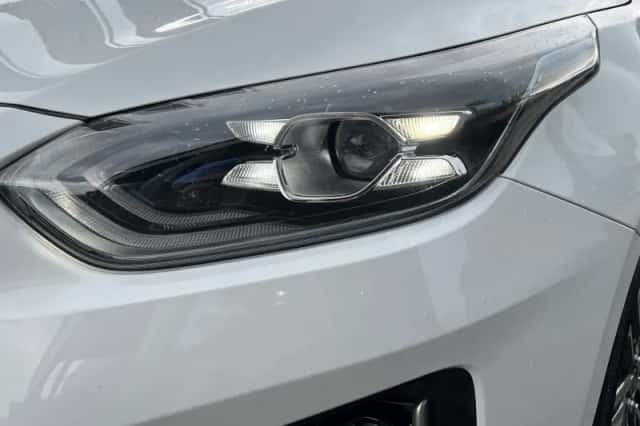 Kia Proceed (2021) thumbnail 9