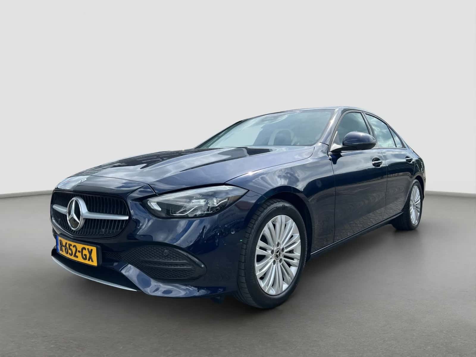 Mercedes-Benz C-Klasse (2022) — foto 1