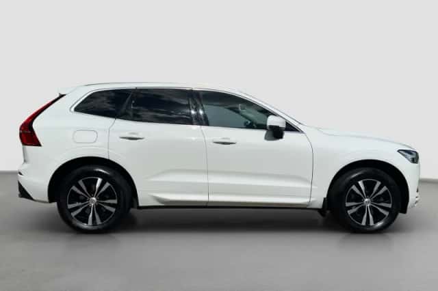 Volvo XC60 (2020) thumbnail 4