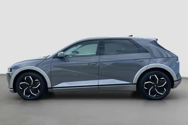Hyundai Ioniq 5 (2023) thumbnail 4