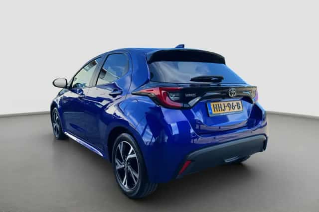 Toyota Yaris (2024) thumbnail 5