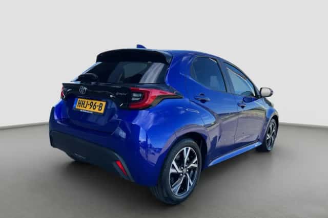 Toyota Yaris (2024) thumbnail 6