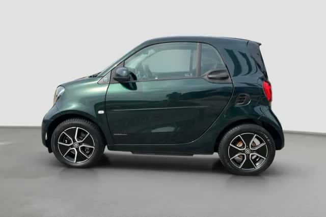Smart Fortwo (2022) thumbnail 4