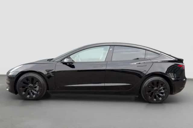 Tesla Model 3 (2021) thumbnail 4