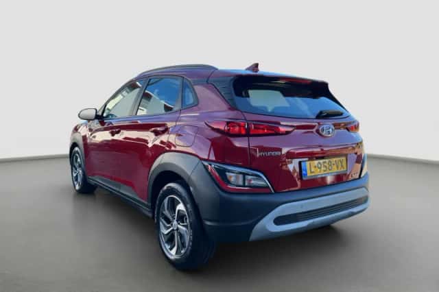 Hyundai Kona (2021) thumbnail 5