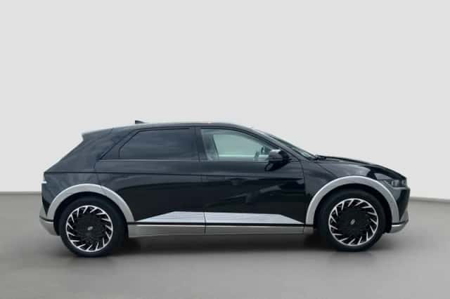 Hyundai Ioniq 5 (2022) thumbnail 4