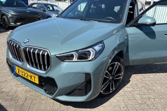 BMW X1 (2024) thumbnail 1