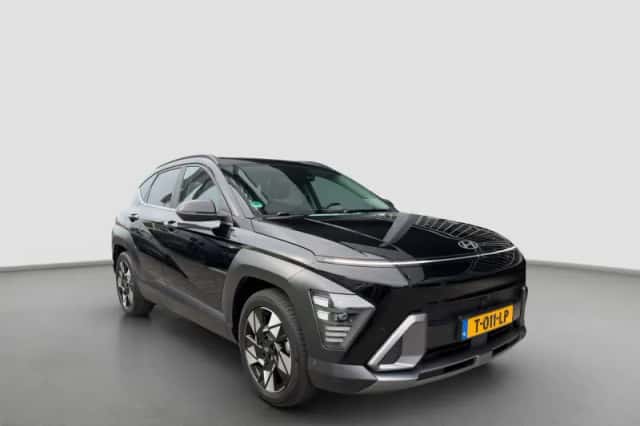 Hyundai Kona (2023) thumbnail 2