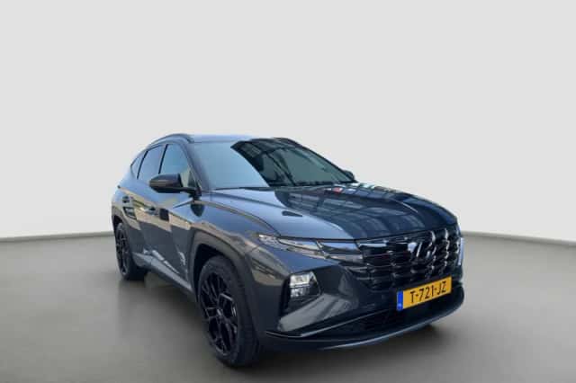 Hyundai Tucson (2023) thumbnail 2