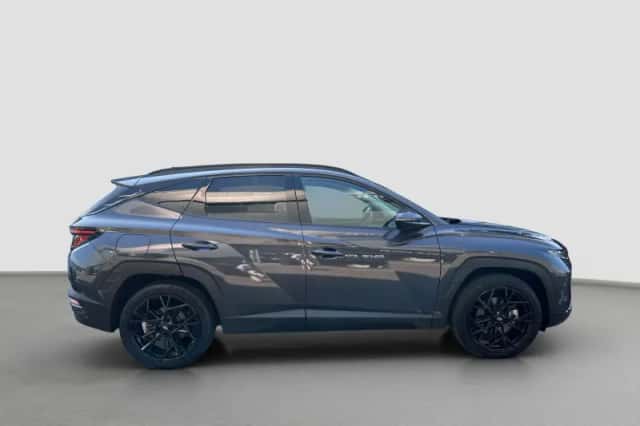Hyundai Tucson (2023) thumbnail 4
