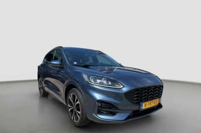 Ford Kuga (2021) thumbnail 2