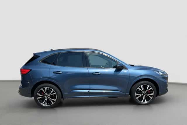 Ford Kuga (2021) thumbnail 4