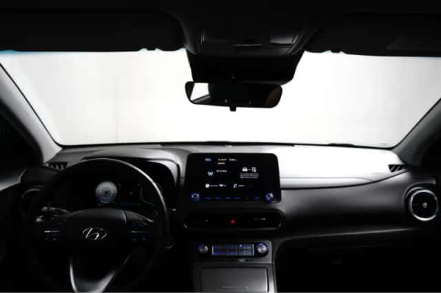 Hyundai Kona (2022) thumbnail 6