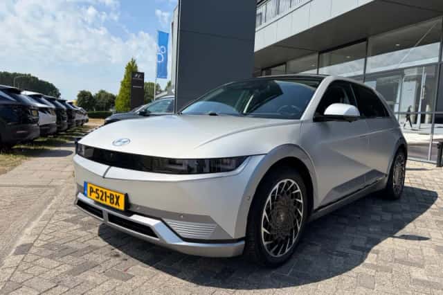 Hyundai Ioniq 5 (2021) thumbnail 1
