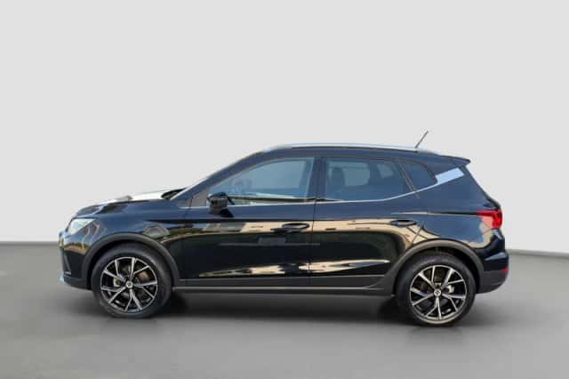 SEAT Arona (2022) thumbnail 3