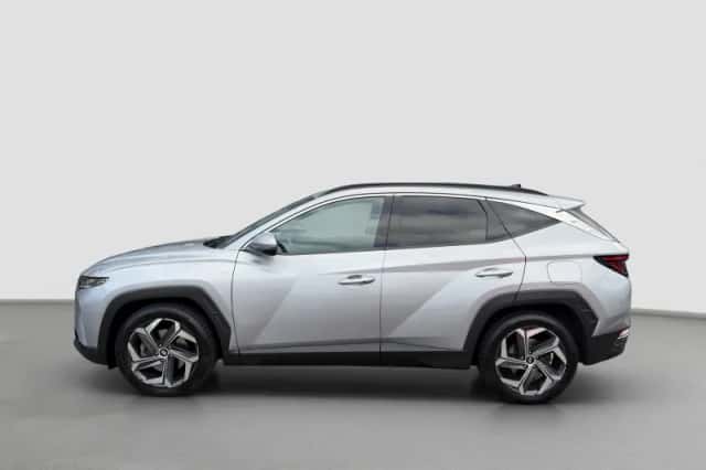 Hyundai Tucson (2022) thumbnail 3