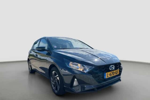 Hyundai i20 (2021) thumbnail 2