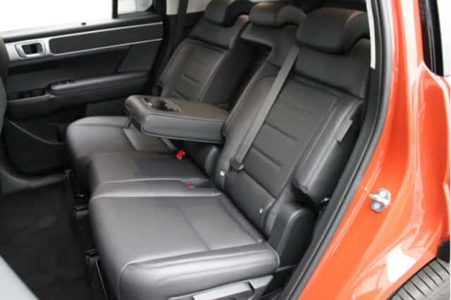 Hyundai Santa Fe (2025) thumbnail 16