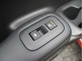 Hyundai Santa Fe (2025) thumbnail 18
