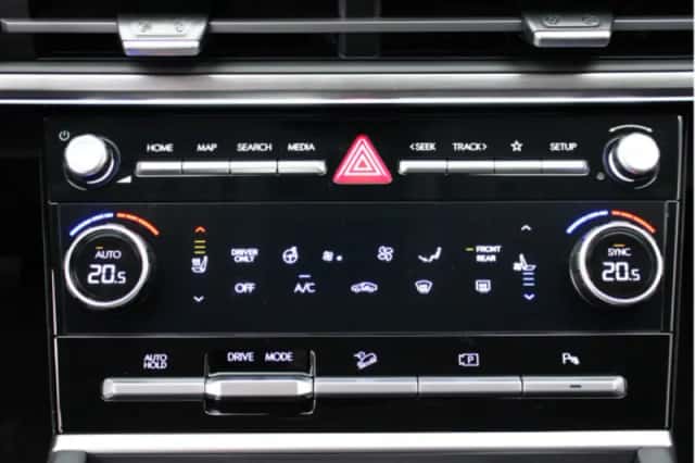 Hyundai Santa Fe (2025) thumbnail 37