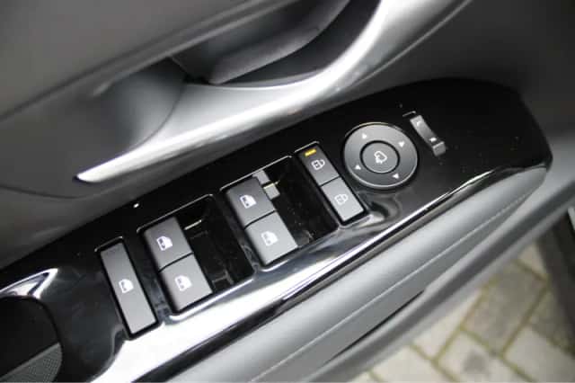 Hyundai Tucson (2025) thumbnail 18