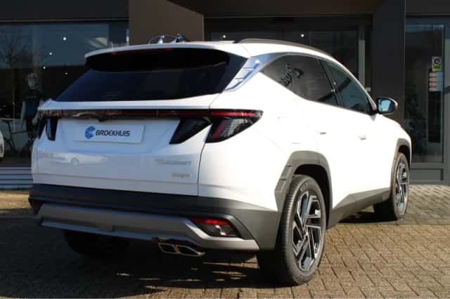 Hyundai Tucson (2025) thumbnail 2