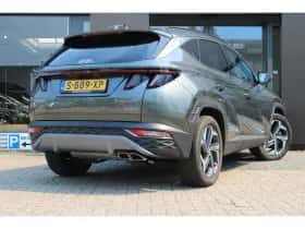 Hyundai Tucson (2023) thumbnail 2