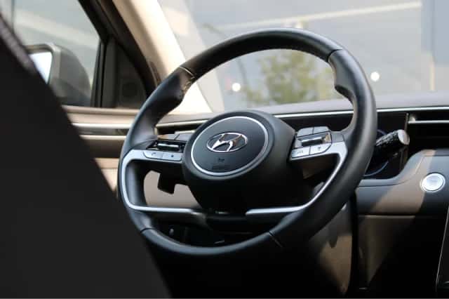 Hyundai Tucson (2023) thumbnail 12