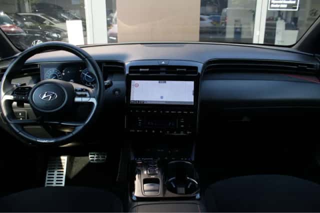 Hyundai Tucson (2024) thumbnail 3