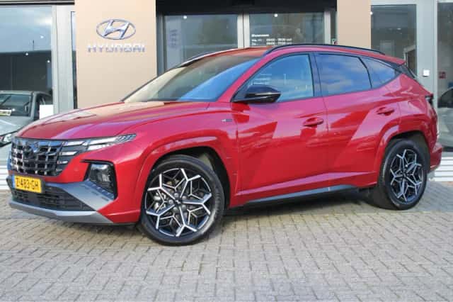 Hyundai Tucson (2024) thumbnail 1