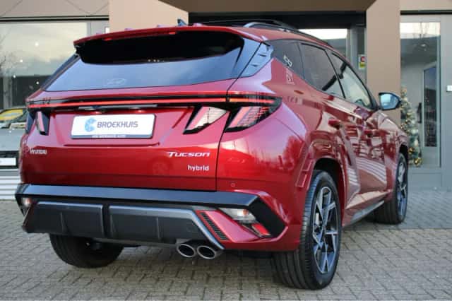 Hyundai Tucson (2025) thumbnail 2