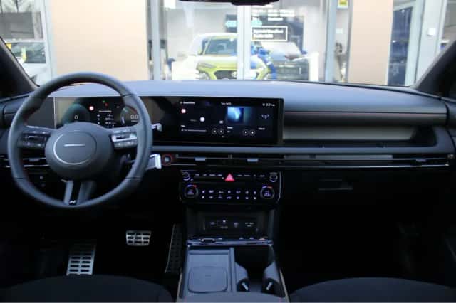 Hyundai Tucson (2025) thumbnail 3