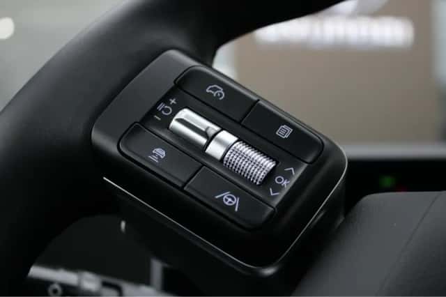 Hyundai Santa Fe (2025) thumbnail 24