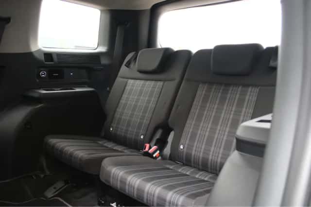Hyundai Santa Fe (2025) thumbnail 9