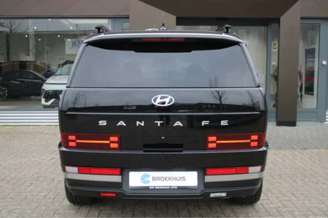Hyundai Santa Fe (2025) thumbnail 6