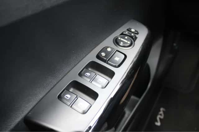 Kia Picanto (2024) thumbnail 14