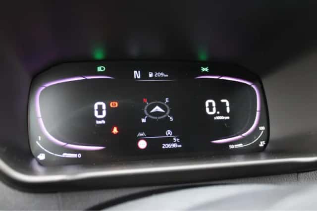 Kia Picanto (2024) thumbnail 17