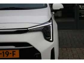 Kia Picanto (2024) thumbnail 3