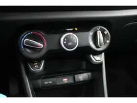 Kia Picanto (2024) thumbnail 25