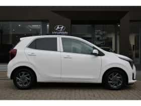 Kia Picanto (2024) thumbnail 4