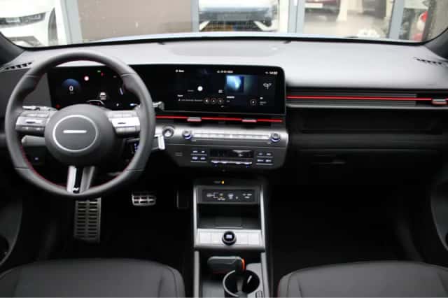 Hyundai Kona Electric (2026) thumbnail 3