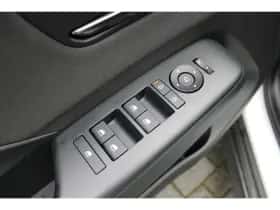 Hyundai Kona Electric (2025) thumbnail 12