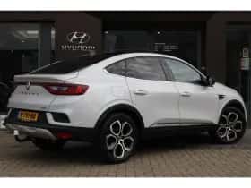 Renault Arkana (2021) thumbnail 2
