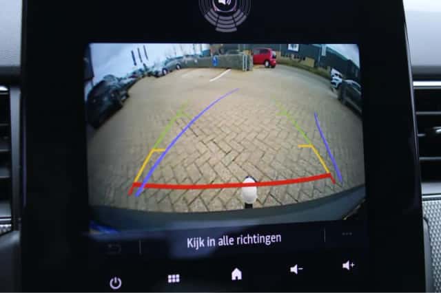 Renault Arkana (2021) thumbnail 33
